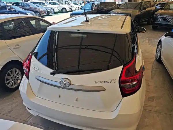 Toyota Vios FS 2022
