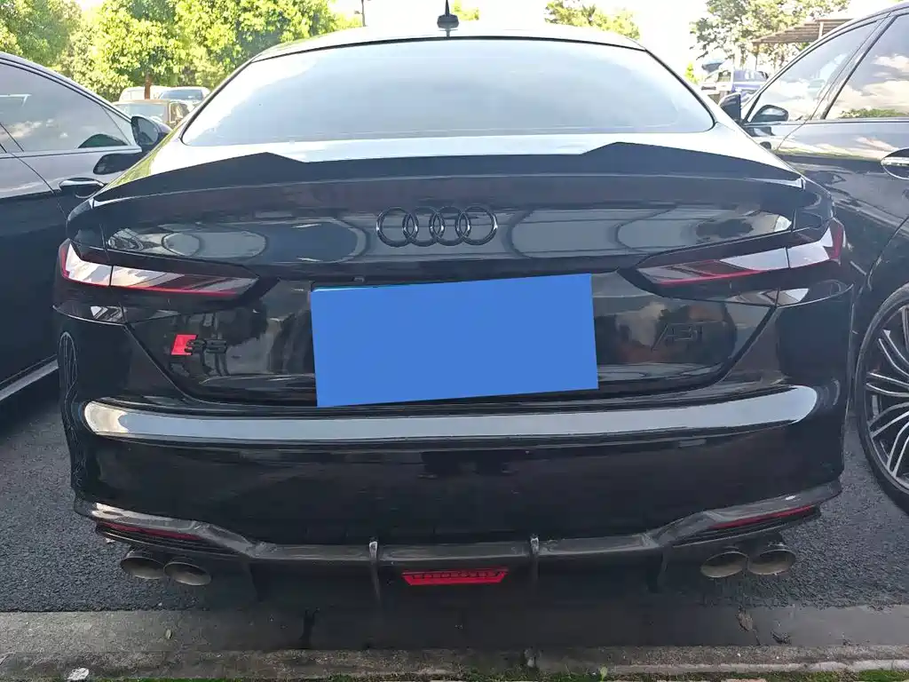 Audi A5 2021 — фото 17