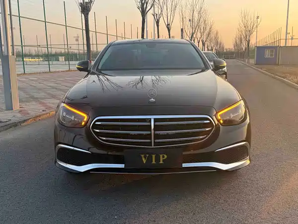 Mercedes-Benz E-Class 2022