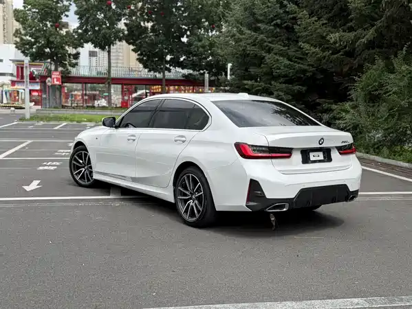 BMW 3 Series 2023