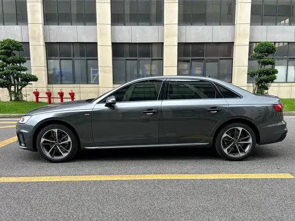 Audi A4L 2024