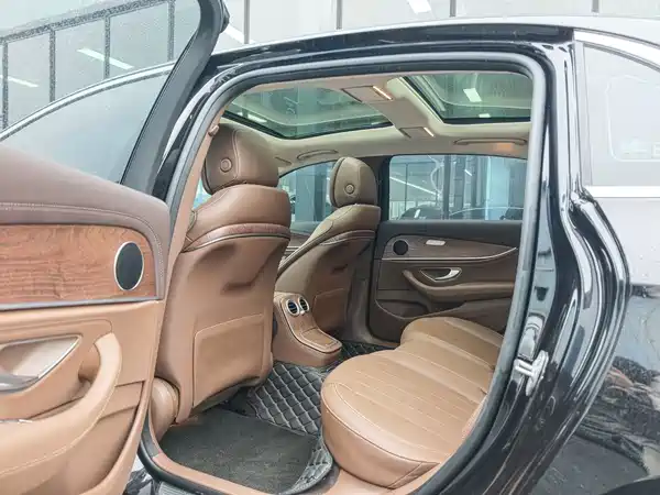 Mercedes-Benz E-Class 2023
