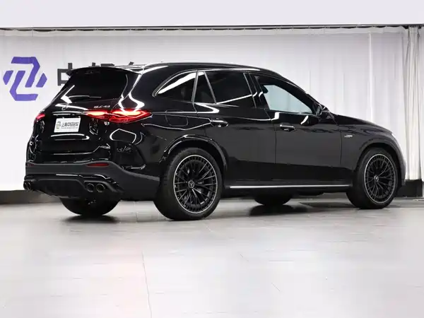 Mercedes-Benz GLC AMG 2026