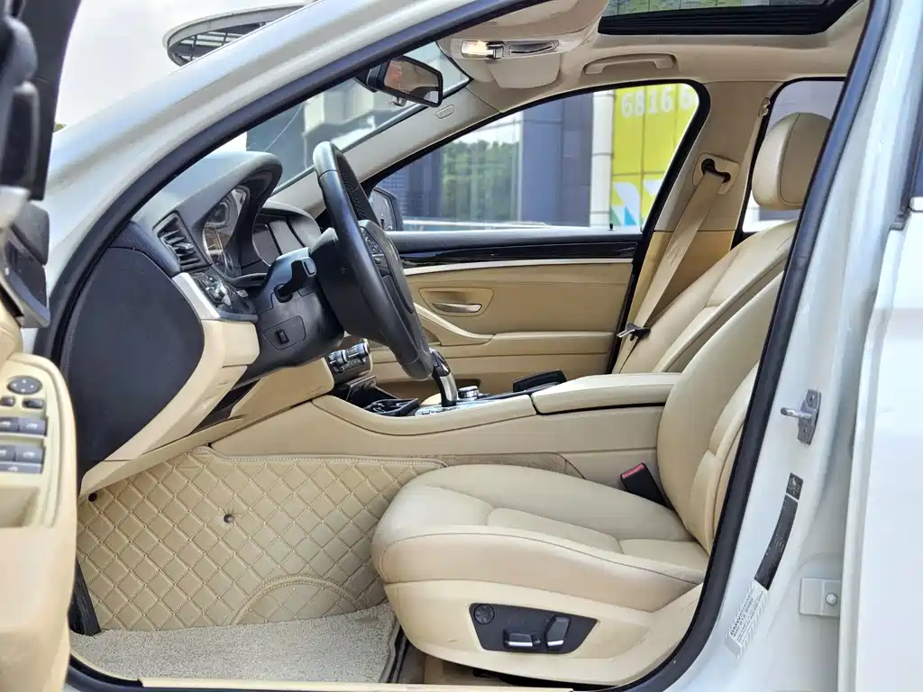 BMW 5 Series 2013 — фото 13