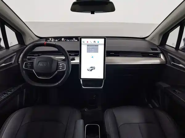 Neta V 2022