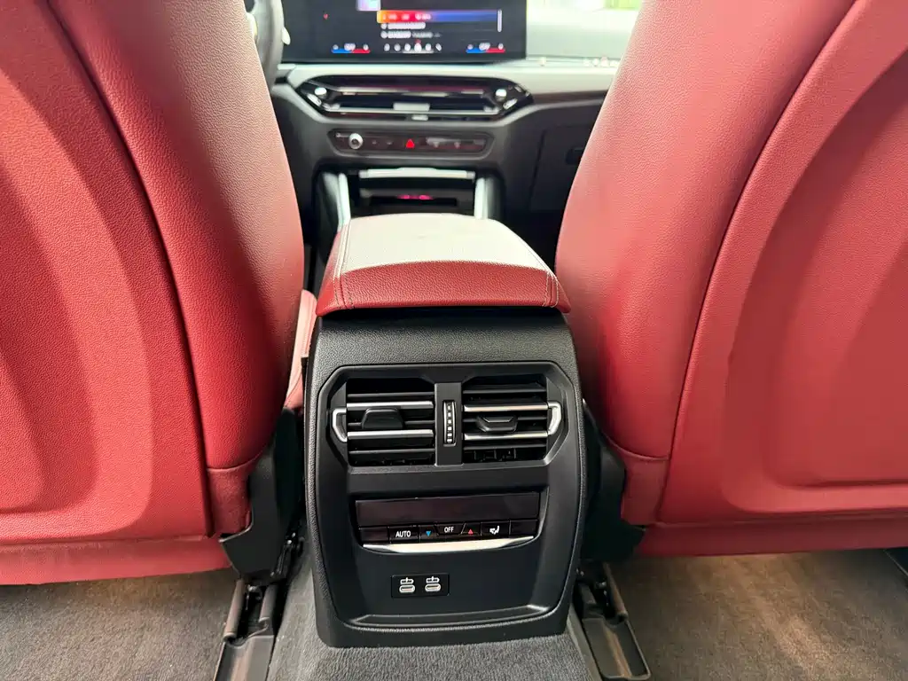 BMW i3 2024 — фото 12