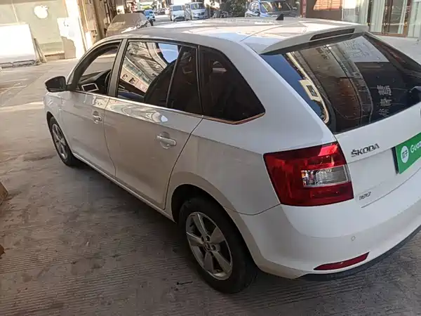 Skoda Rapid Spaceback 2019