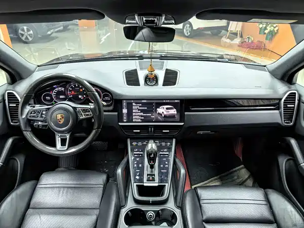 Porsche Cayenne 2019