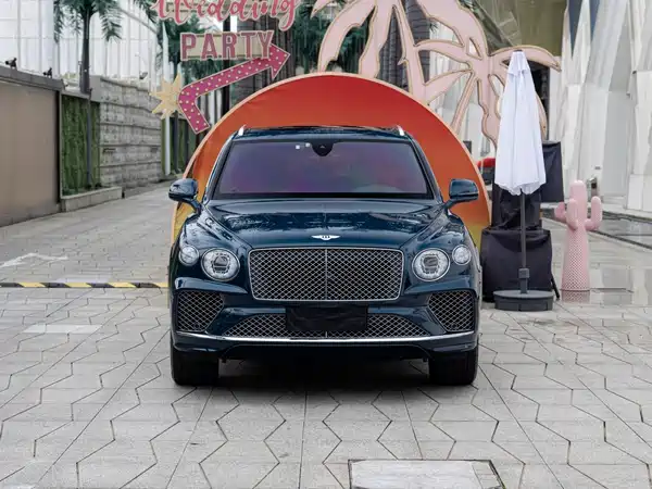 Bentley Bentayga 2022