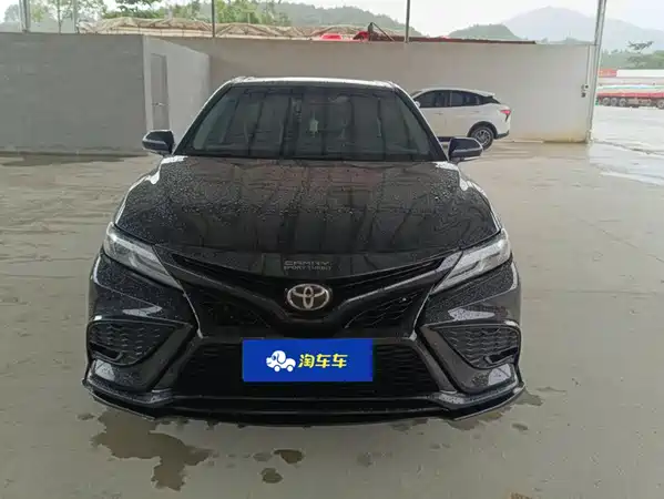 Toyota Camry 2023