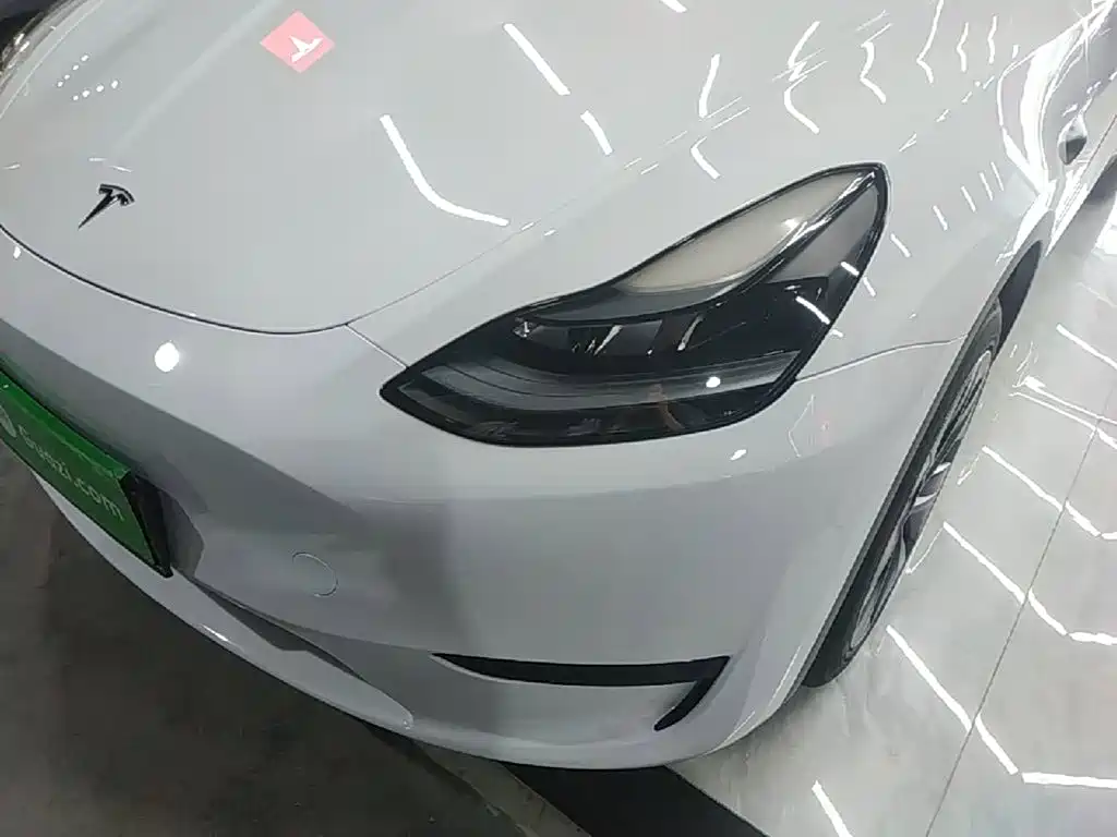 Tesla Model Y 2024 — фото 24