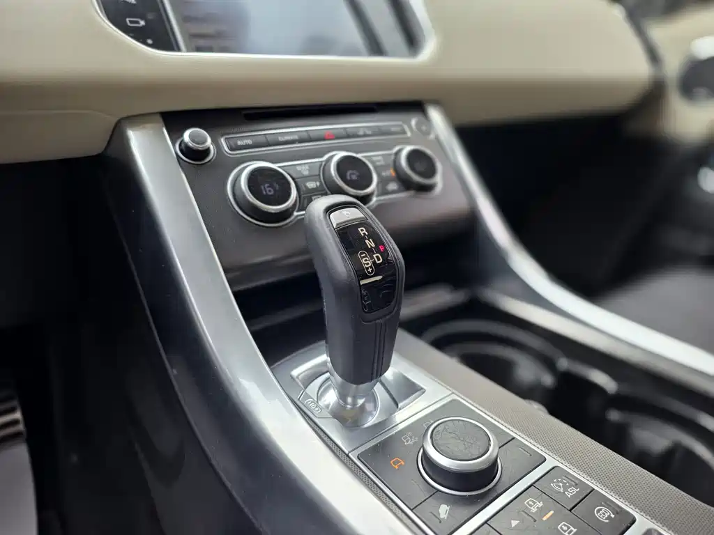 Land Rover Range Rover Sport 2014 — фото 20