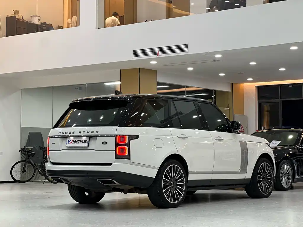 Land Rover Range Rover 2022 — фото 3