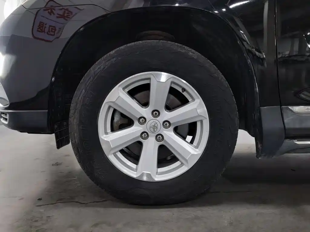 Toyota Highlander 2013 — фото 17