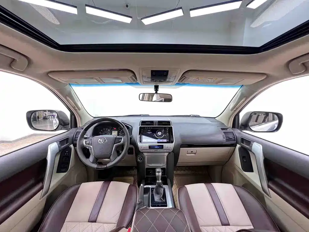 Toyota Prado 2020 — фото 15