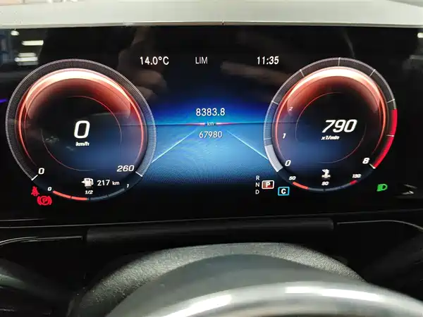 Mercedes-Benz GLA 2020