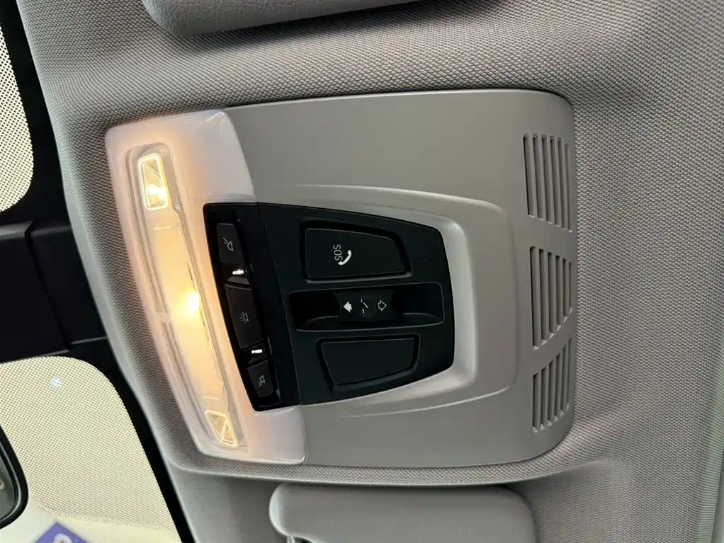 BMW X1 2022 — фото 14
