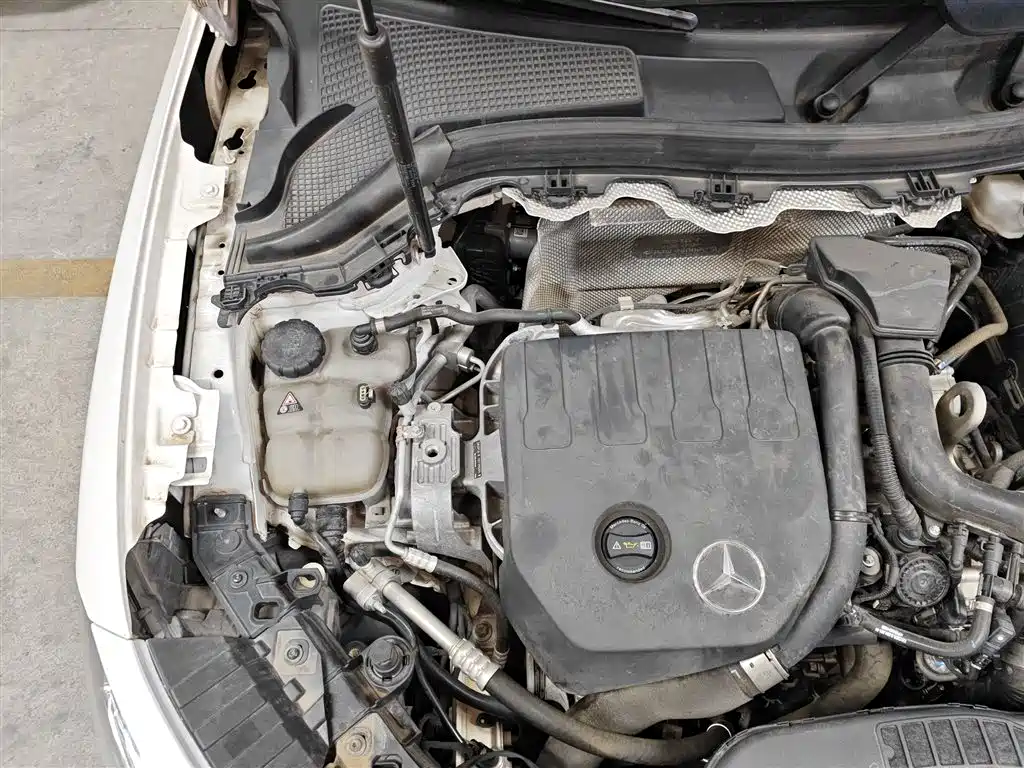 Mercedes-Benz GLA 2021 — фото 20
