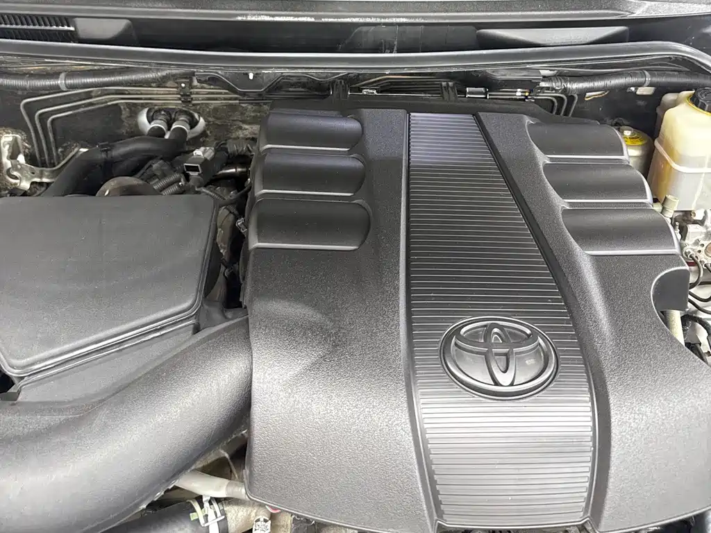 Toyota Land Cruiser 2016 — фото 34