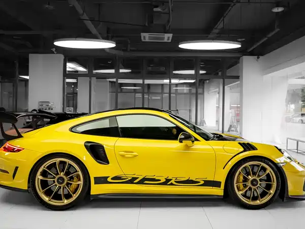Porsche 911 2019