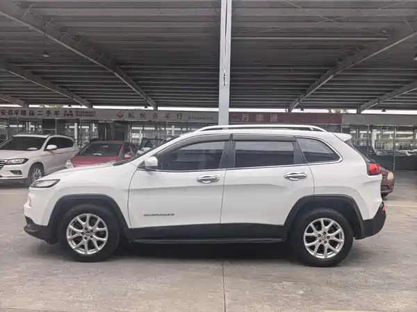 Jeep Cherokee 2017