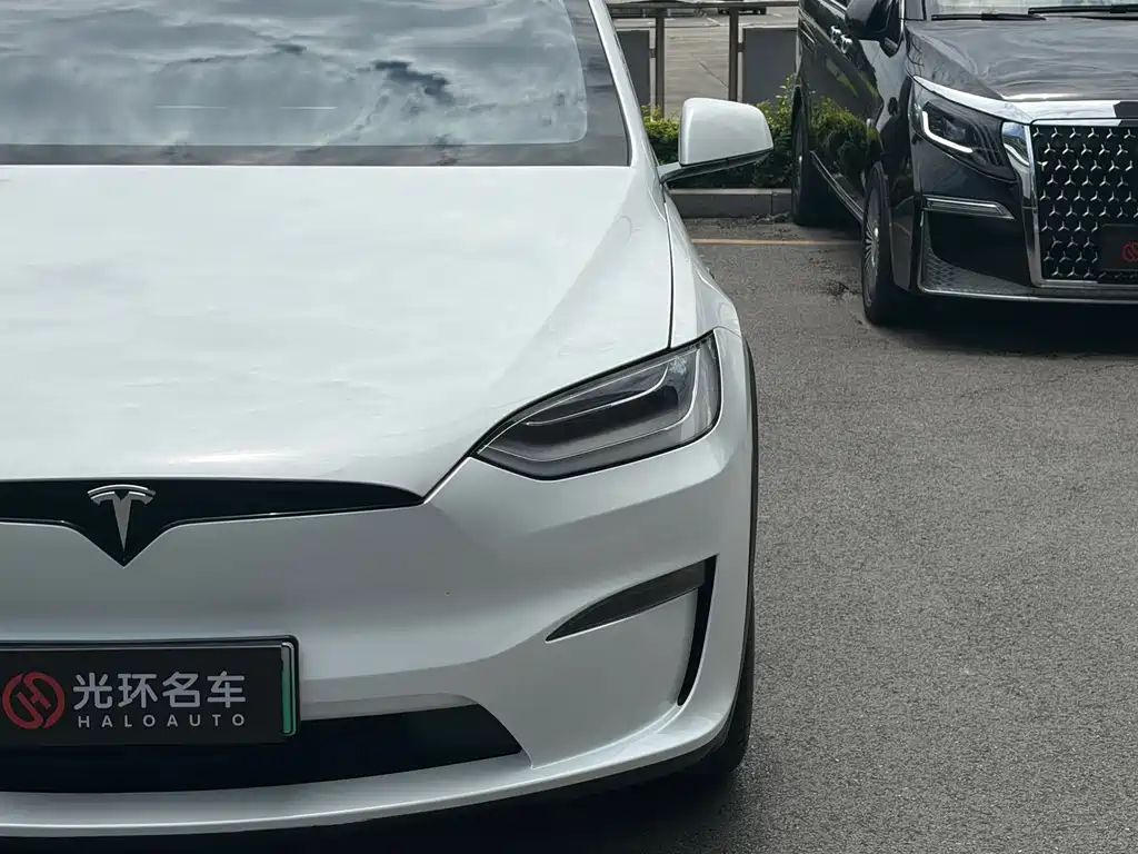Tesla Model X 2023 — фото 3