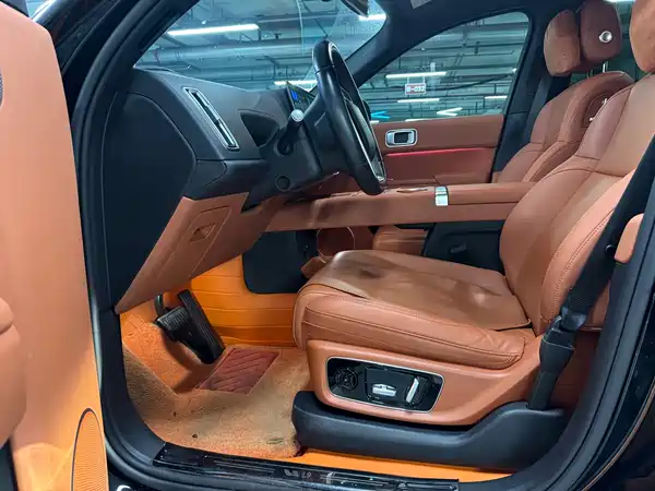 Li Auto L9 2025