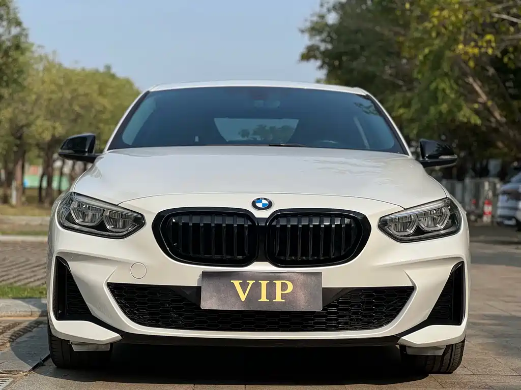BMW 1 Series 2023