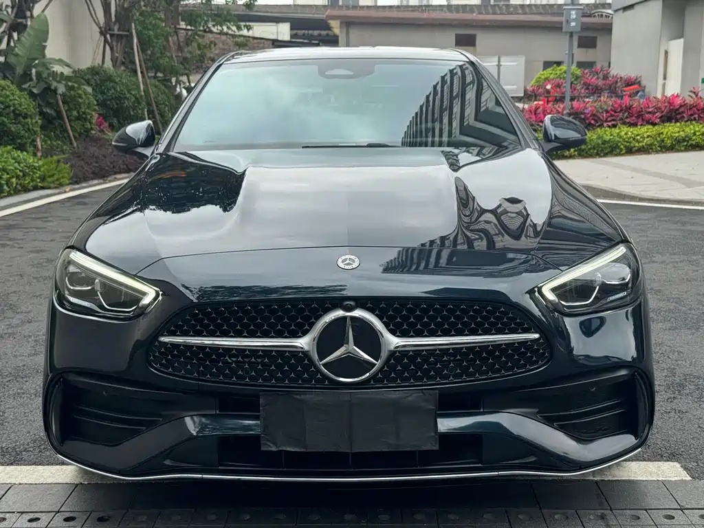 Mercedes-Benz C-Class 2023 — фото 2
