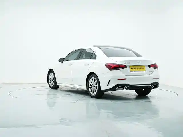 Mercedes-Benz A-Class 2020 — фото 9