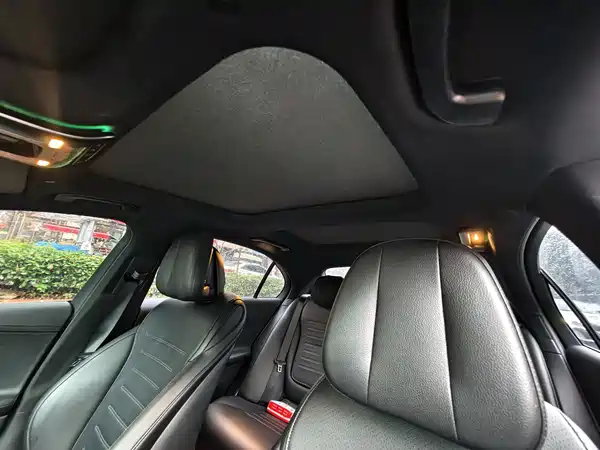 Mercedes-Benz C-Class 2022