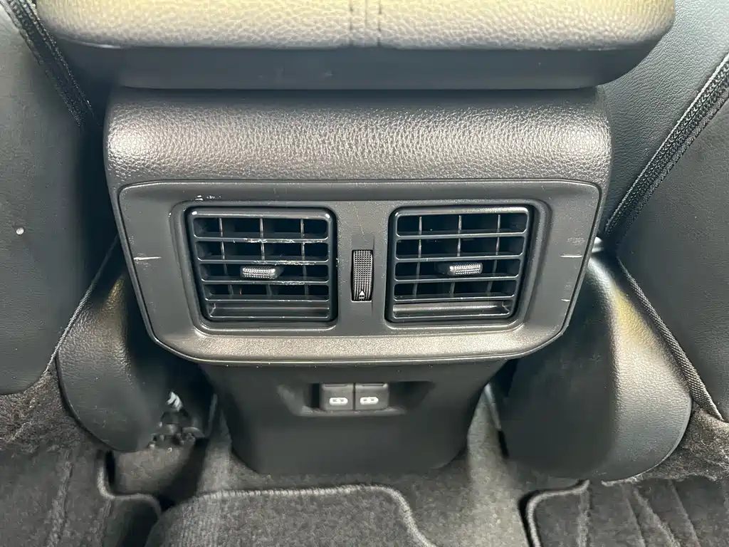 Toyota Wildlander 2022 — фото 17