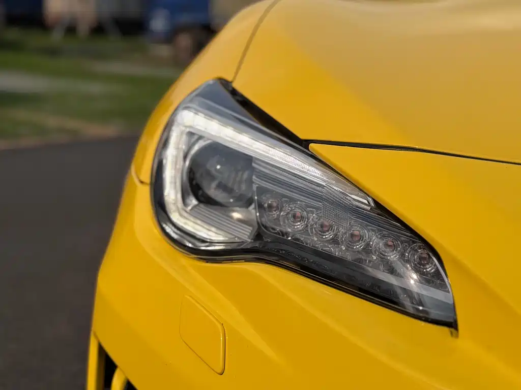 Subaru BRZ 2017 — фото 6