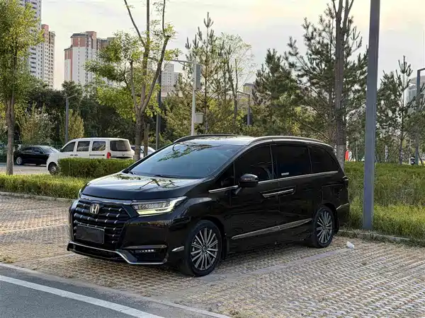 Honda Elysion 2023