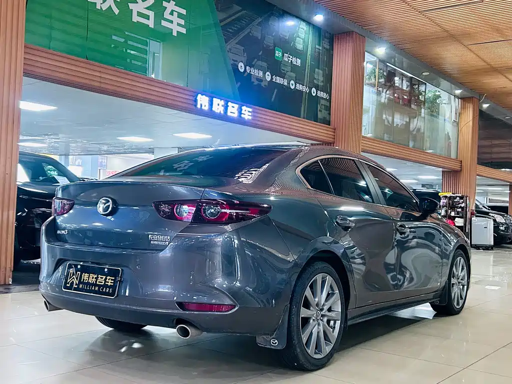 Mazda 3 Angkesela 2024