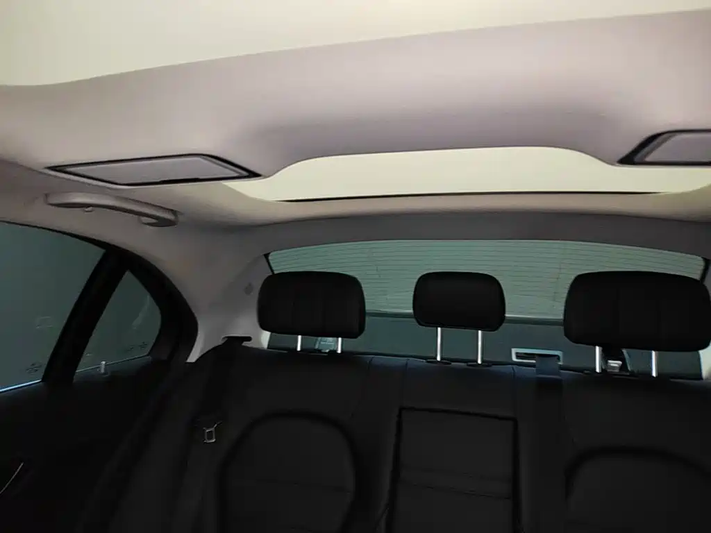 Mercedes-Benz C-Class 2019 — фото 14