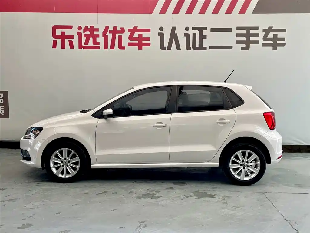 Volkswagen Polo 2015