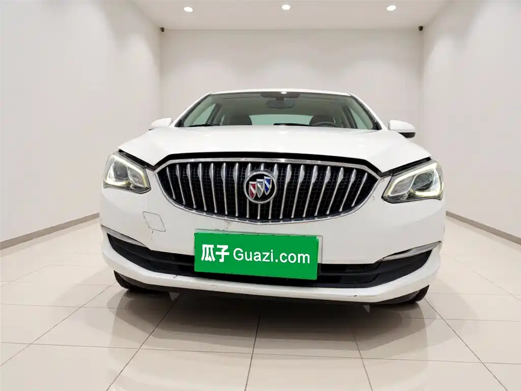 Buick Excelle 2015 — фото 2