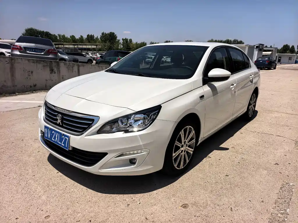 Peugeot 408 2016 — фото 1