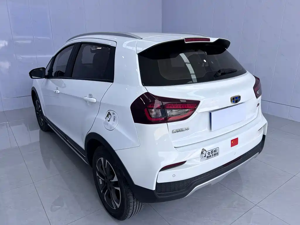 Geely Vision X3 2020 — фото 3