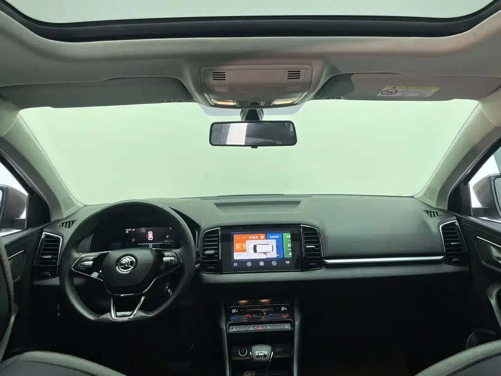 Skoda Karoq 2023 — фото 22