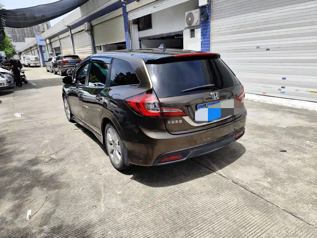 Honda Jade 2016