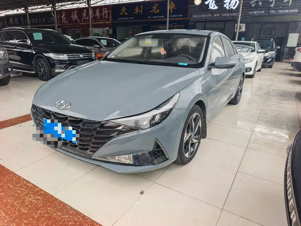 Hyundai Elantra 2021