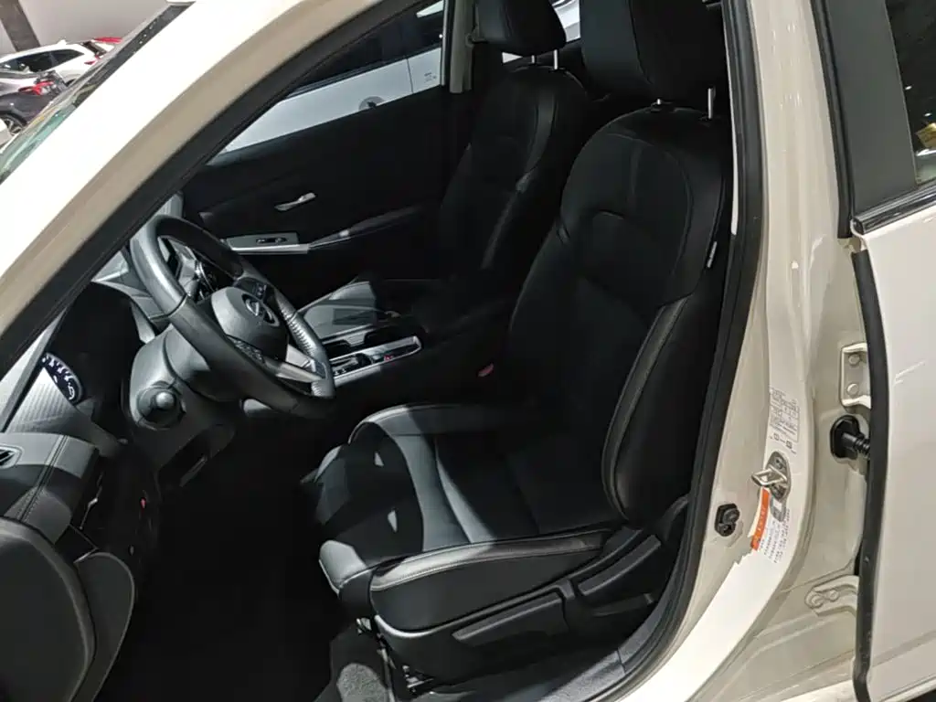 Nissan Sylphy 2023 — фото 15