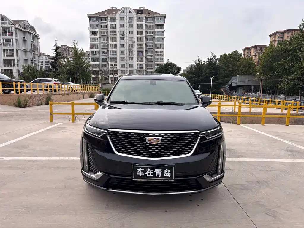 Cadillac XT6 2021 — фото 1