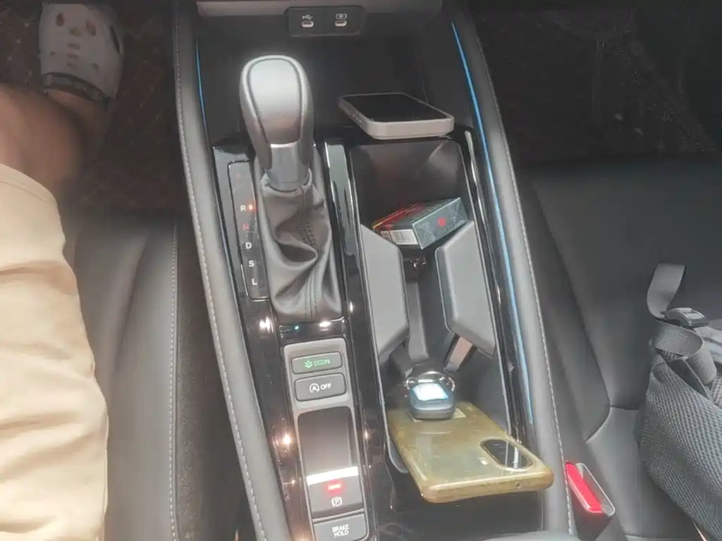 Honda Accord 2025 — фото 12