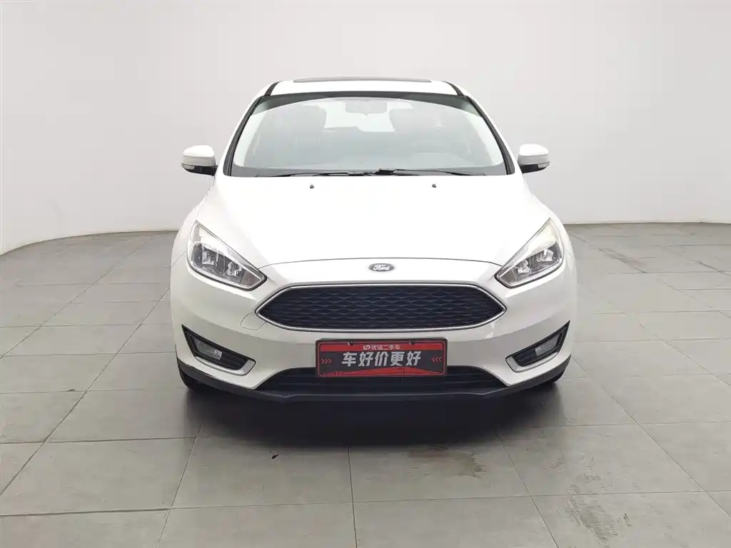 Ford Focus 2018 — фото 3