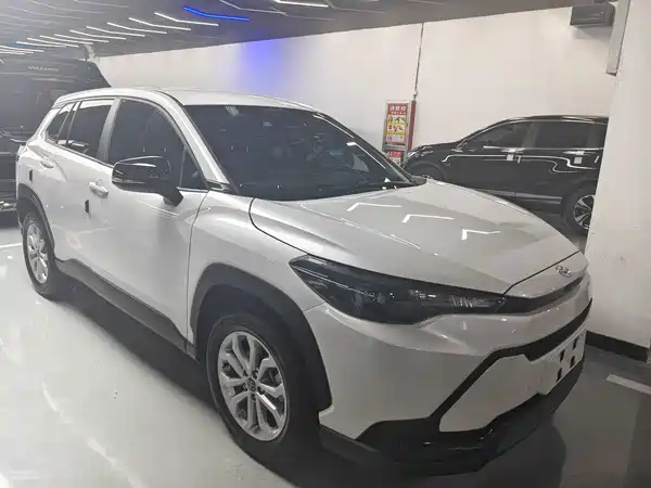 Toyota Frontlander 2025