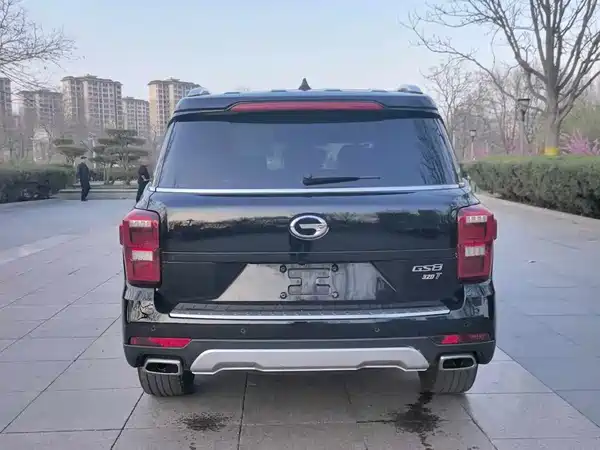 GAC Trumpchi GS8 2017