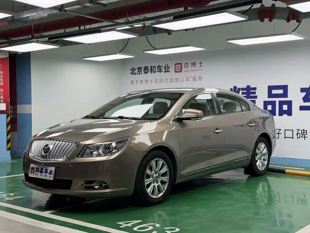 Buick LaCrosse 2012 — фото 1